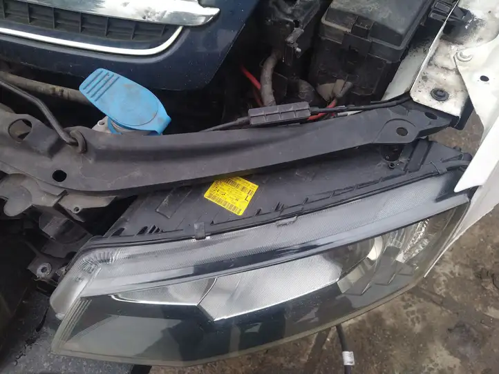 Skoda Octavia Mk3 (5E) (2013 - 2019) 5E2941015 Передняя фара — фото 4