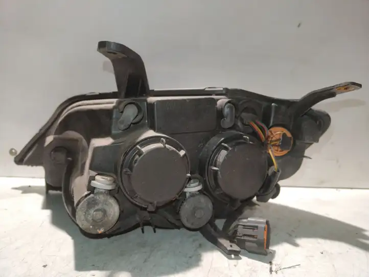 Mazda 2 (2003 - 2007) 6M7113W029AD Передняя фара — фото 2