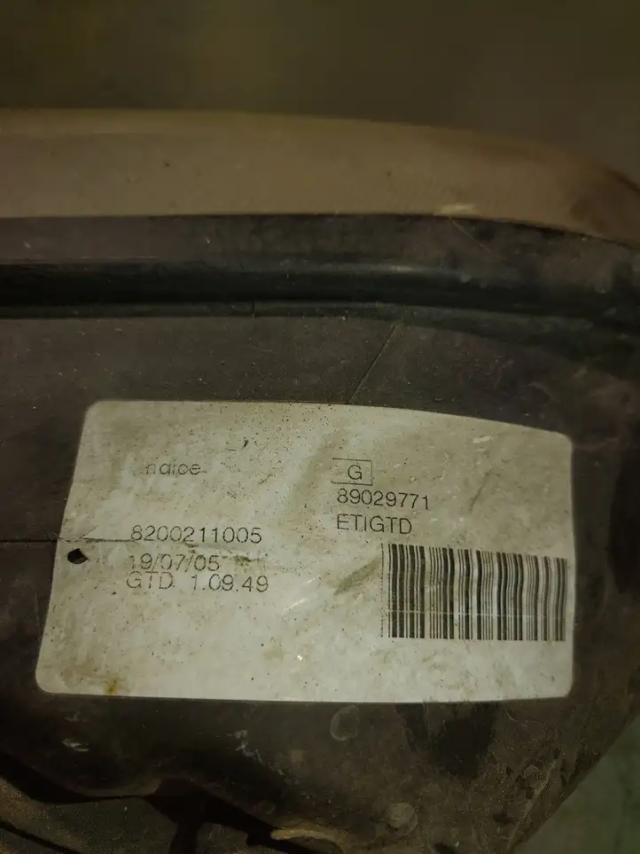Dacia Logan I (2004 - 2012) 8200211005 Передняя фара — фото 2