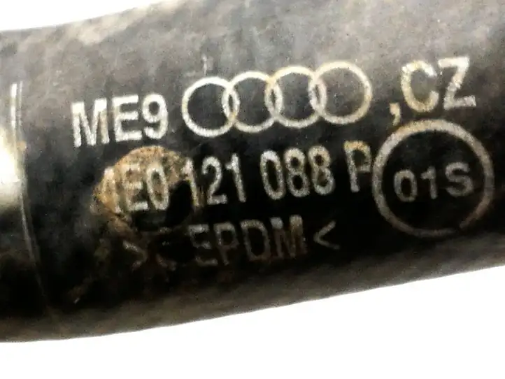 Audi A8 S8 D3 4E (2002 - 2005) 4E0121088P Шланги системы охлаждения — фото 3