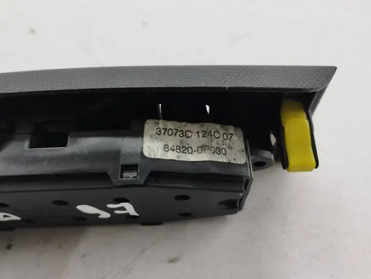 Toyota Corolla Verso AR10 (2004 - 2009) 848200F030 Блок кнопок стеклоподъемников — фото 6