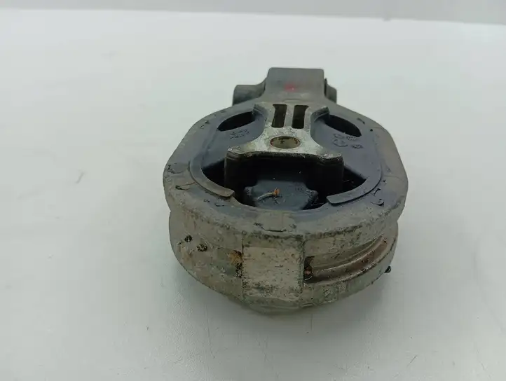 Nissan Juke I F15 (2010 - 2018) A8653110 Опора двигателя — фото 2