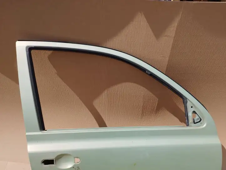 Nissan Micra (2003 - 2007) Дверь — фото 11