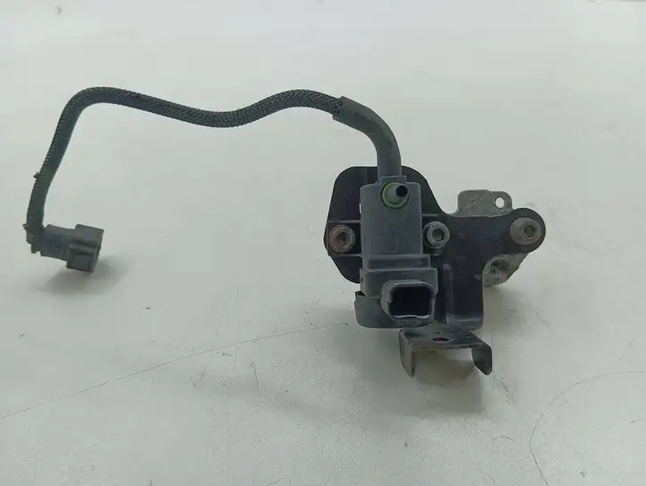 Peugeot 4007 (2007 - 2012) 9681852480 Вакуумный клапан — фото 2