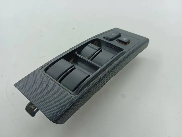 Toyota Corolla Verso AR10 (2004 - 2009) 742320F010 Блок кнопок стеклоподъемников — фото 3