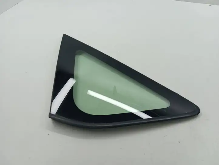 Toyota Prius (XW20) (2003 - 2009) E643R005834 Форточка двери — фото 1
