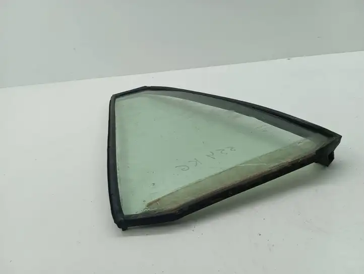 Toyota RAV 4 (XA20) (2000 - 2005) 43R00033 Форточка двери — фото 2