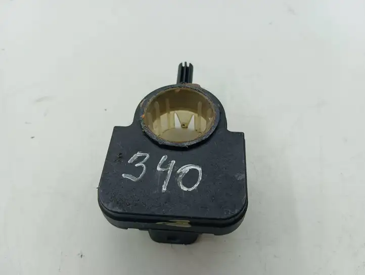 Toyota Corolla Verso AR10 (2004 - 2009) 8924502020 Датчик угла поворота руля — фото 4