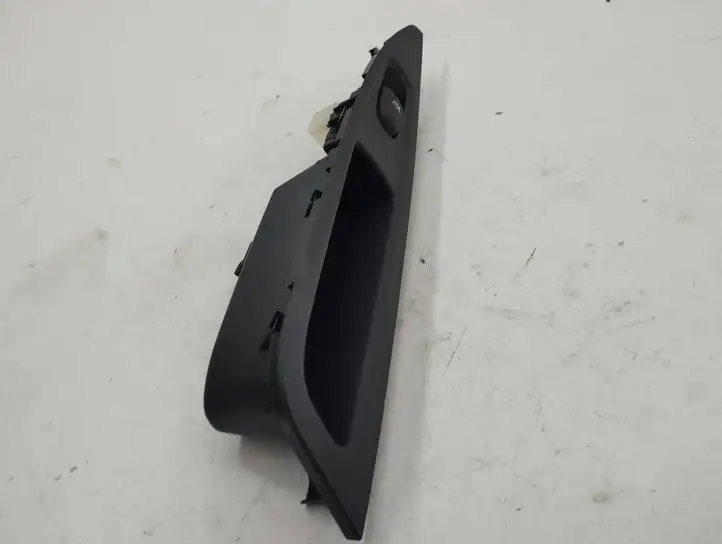 Nissan Qashqai (2017 - 2020) 829604ea0ax Блок кнопок стеклоподъемников — фото 1