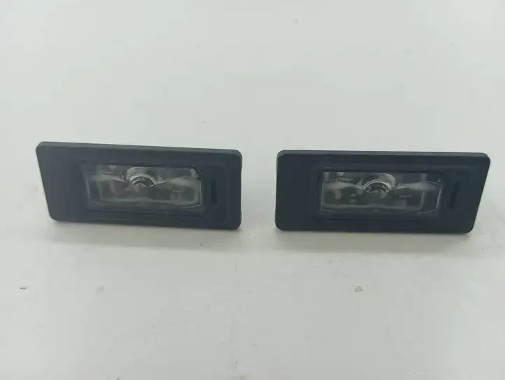 Seat Arona (2017 - ) 2219310S Подсветка номера — фото 2