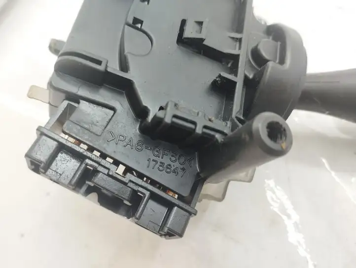 Toyota Corolla E120 E130 (2004 - 2007) 173647 Переключатель стеклоочистителей — фото 8
