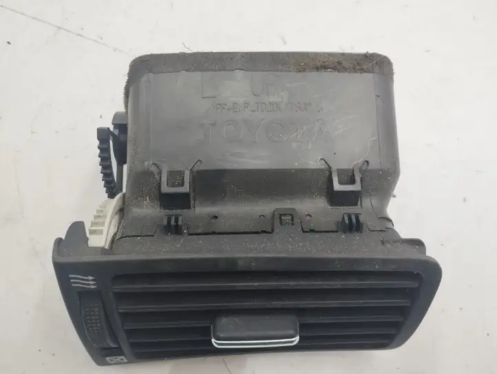 Toyota Corolla E120 E130 (2004 - 2007) 8222 Боковой воздушный дефлектор — фото 5