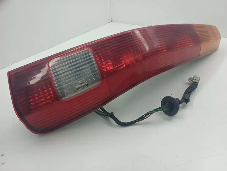 Honda CR-V (2001 - 2004) 3350ASCAG000 Задний фонарь в кузове — фото 1