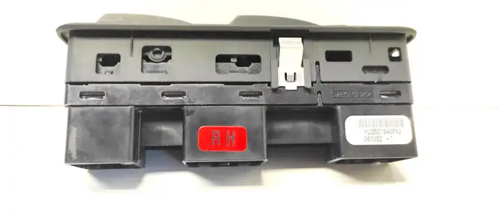 Land Rover Discovery 3 - LR3 (2004 - 2009) YUD501540 Блок кнопок стеклоподъемников — фото 6