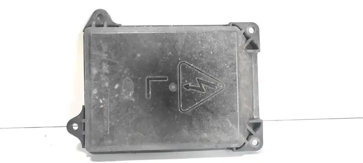 Land Rover Discovery 3 - LR3 (2004 - 2009) 242300L Крышка фары — фото 1