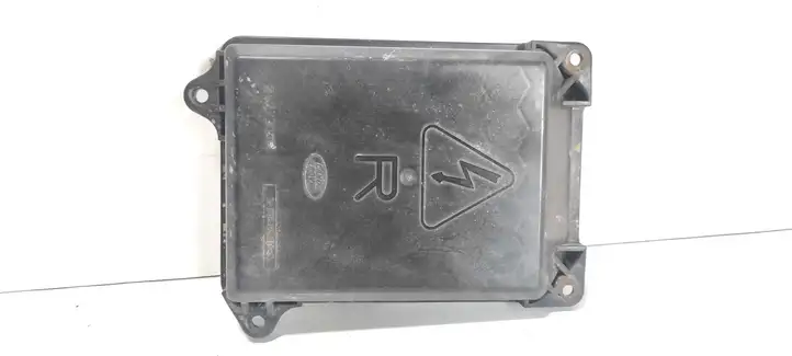 Land Rover Discovery 3 - LR3 (2004 - 2009) 242300R Крышка фары — фото 1