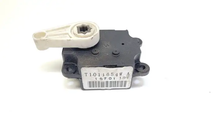 Subaru Forester SH (2008 - 2013) T1011654W Двигатель задвижки потока воздуха — фото 1