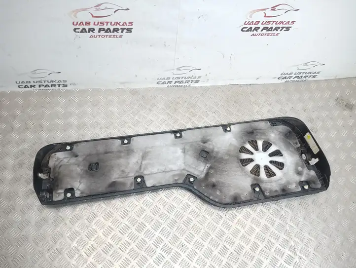 Land Rover Discovery 3 - LR3 (2004 - 2009) ESN000292PVJ Прочая отделка багажника — фото 3