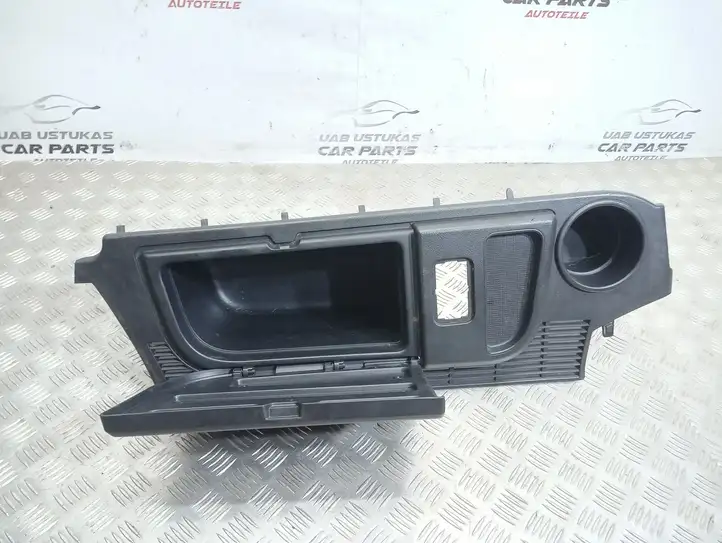 Land Rover Discovery 3 - LR3 (2004 - 2009) ESJ501000 Ящик для хранения в багажнике — фото 2