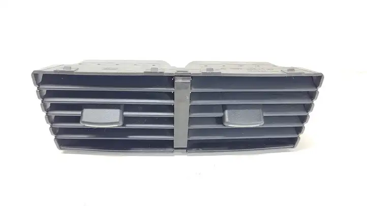 Subaru Forester SH (2008 - 2013) 66110FG020 Центральный воздушный дефлектор — фото 1