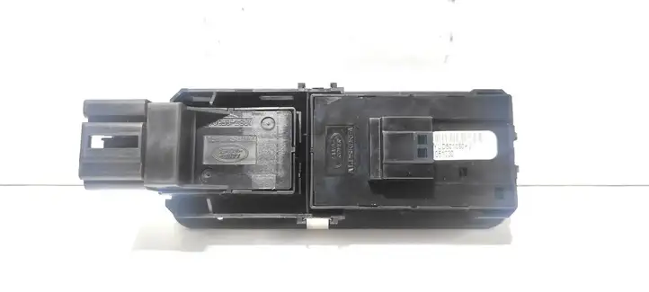 Land Rover Discovery 3 - LR3 (2004 - 2009) YUD501080PVI Блок кнопок стеклоподъемников — фото 4