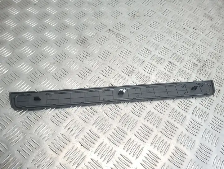 Subaru Forester SH (2008 - 2013) 94060FG060 Внутренняя отделка переднего порога — фото 2