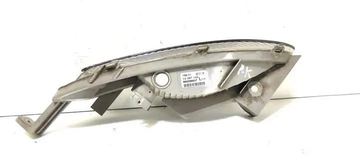 Opel Astra J (2009 - 2012) 13367142L Указатель поворота передний — фото 2