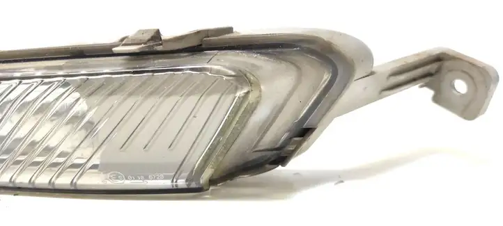 Opel Astra J (2009 - 2012) 13367142L Указатель поворота передний — фото 3