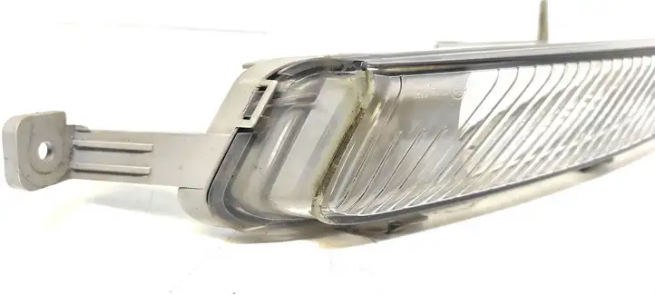 Opel Astra J (2009 - 2012) 13367142L Указатель поворота передний — фото 7