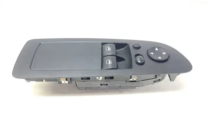 BMW 1 E81 E87 (2004 - 2011) 9167159 Кнопка стеклоподъемников — фото 1