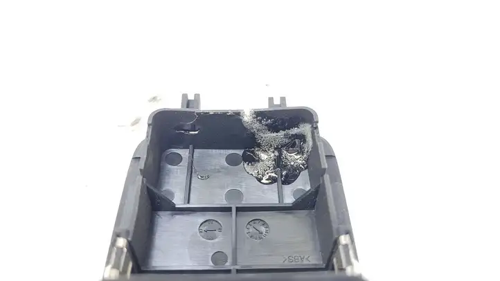 BMW 1 E81 E87 (2004 - 2011) 9167159 Кнопка стеклоподъемников — фото 4