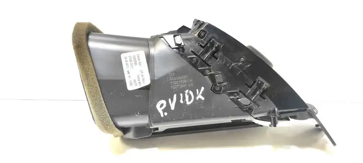 Opel Astra J (2009 - 2012) 13300560 Центральный воздушный дефлектор — фото 6