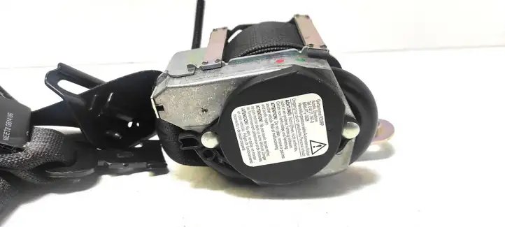 Opel Astra J (2009 - 2012) 617023500 Передний ремень безопасности — фото 9