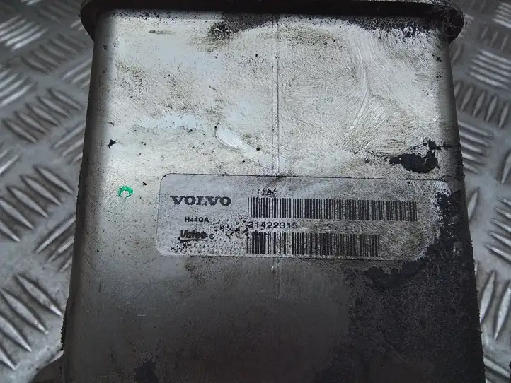 Volvo V60 (2013 - 2018) 31422315 Охладитель клапана EGR — фото 3
