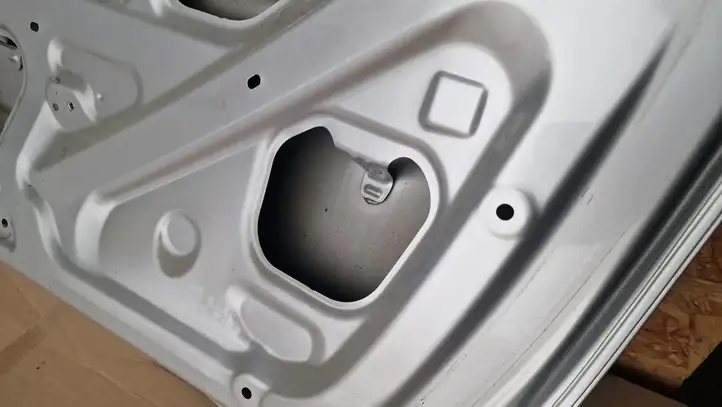 Toyota Verso (2009 - 2012) 1F7 Крышка багажника — фото 4