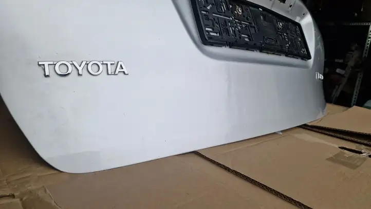 Toyota Verso (2009 - 2012) 1F7 Крышка багажника — фото 24