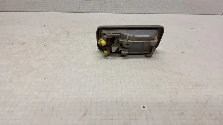 Toyota Yaris Verso (1999 - 2005) 6927710020 Внутренняя ручка двери багажника — фото 3