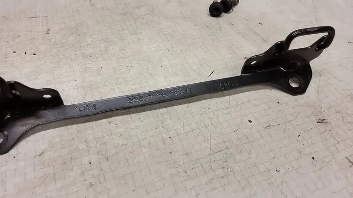 Ford Focus ST (2015 - 2018) BM51A601B28 Кронштейн ISOFIX — фото 6