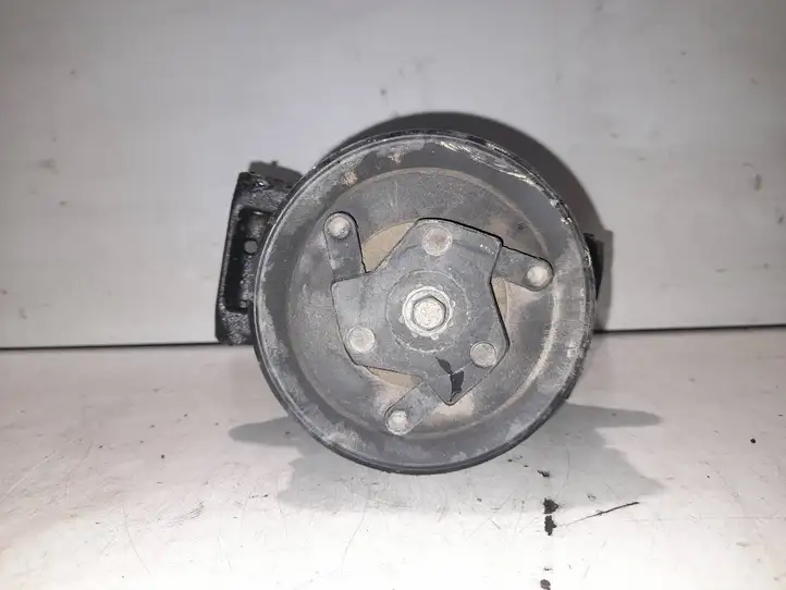 Volkswagen Caddy (2010 - 2015) 5k0820803a Компрессор (насос) кондиционера воздуха — фото 1