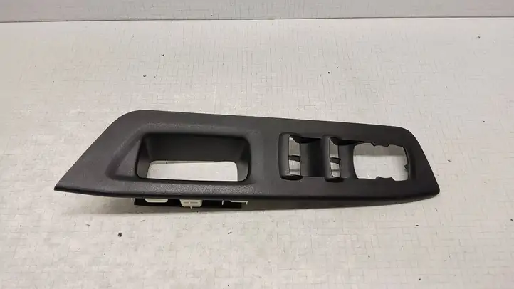 Ford Ecosport (2018 - ) GN15A26691D Накладка кнопки стеклоподъемника — фото 1
