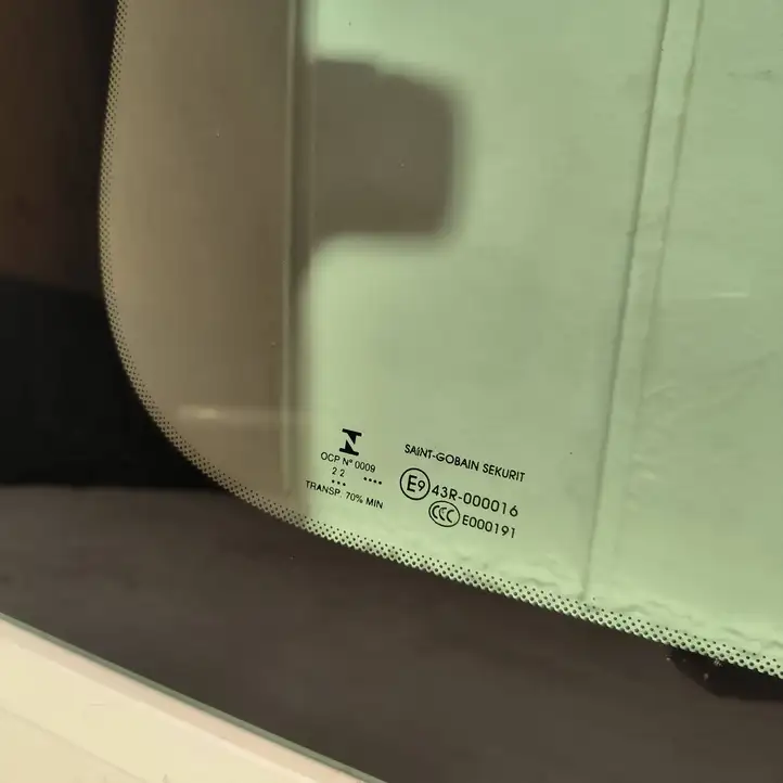 Toyota ProAce City (2016 - ) 43R000016 Стекло раздвижной двери — фото 2
