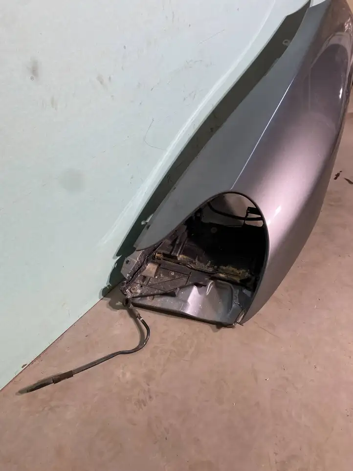 Porsche 911 996 (1997 - 2005) 99650303103 Переднее крыло — фото 2