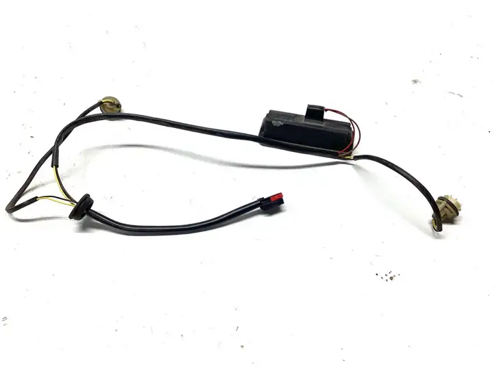 Land Rover Freelander 2 - LR2 (2010 - 2012) Кнопка закрытия крышки багажника — фото 2