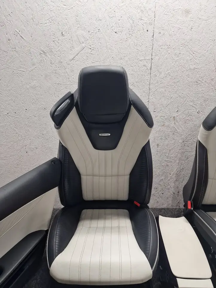Mercedes-Benz AMG GT 4 x290 w290 (2018 - ) Комплект салона — фото 10