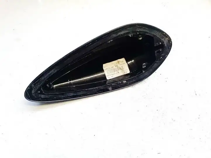 BMW 3 F30 F35 F31 (2012 - 2018) 924096803 Крышка GPS-антенны — фото 3