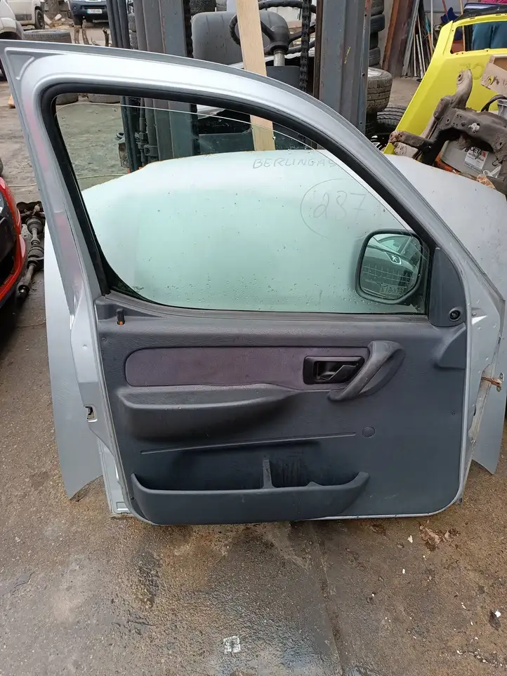 Citroen Berlingo (1996 - 2002) Дверь — фото 2