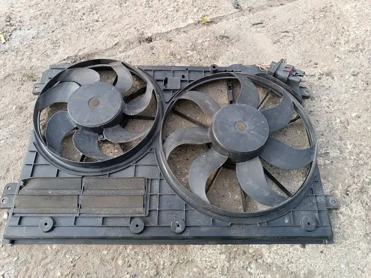 Seat Ibiza IV (6J,6P) (2008 - 2017) 6R0959455E Дифузор радиатора — фото 1