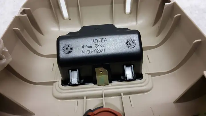 Toyota Avensis T250 (2003 - 2006) 5892305020 Задняя пепельница — фото 9
