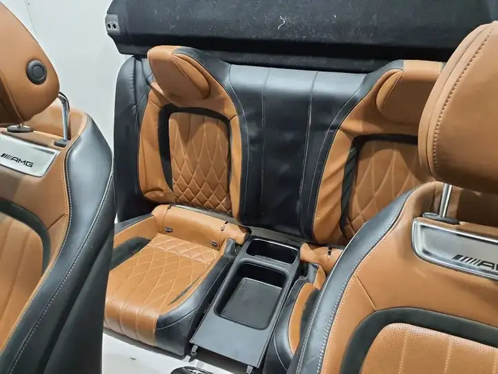 Mercedes-Benz AMG GT 4 x290 w290 (2018 - ) Комплект салона — фото 10