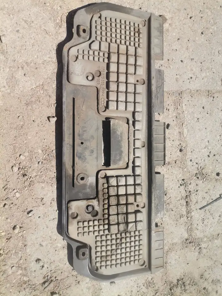 Audi A6 S6 C6 4F (2008 - 2011) 4f0863822a Защита двигателя — фото 2